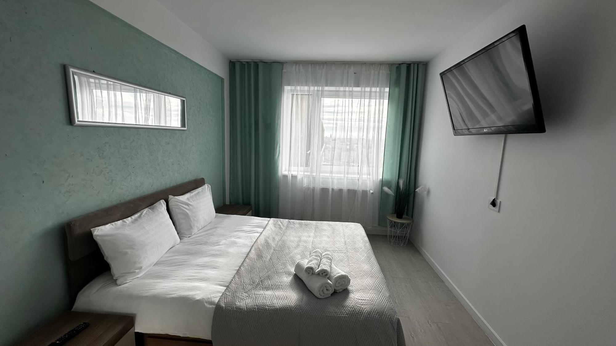 Chris Holiday Oradea Εξωτερικό φωτογραφία